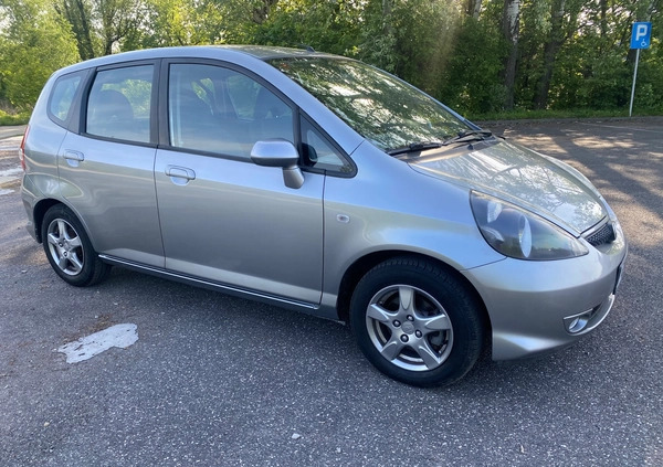 Honda Jazz cena 12999 przebieg: 139500, rok produkcji 2008 z Węgrów małe 407